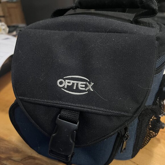 Canon SX40HS 12MP beautiful camera, with 35X Optical Zoom and accessories - Picture 10 of 14